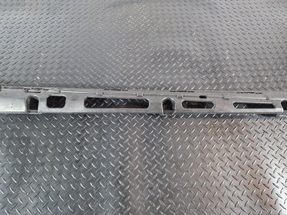 11-19 MERCEDES BENZ ML W166 OEM RIGHT SIDE SKIRT TRIMMING BRACKET A1666980227
