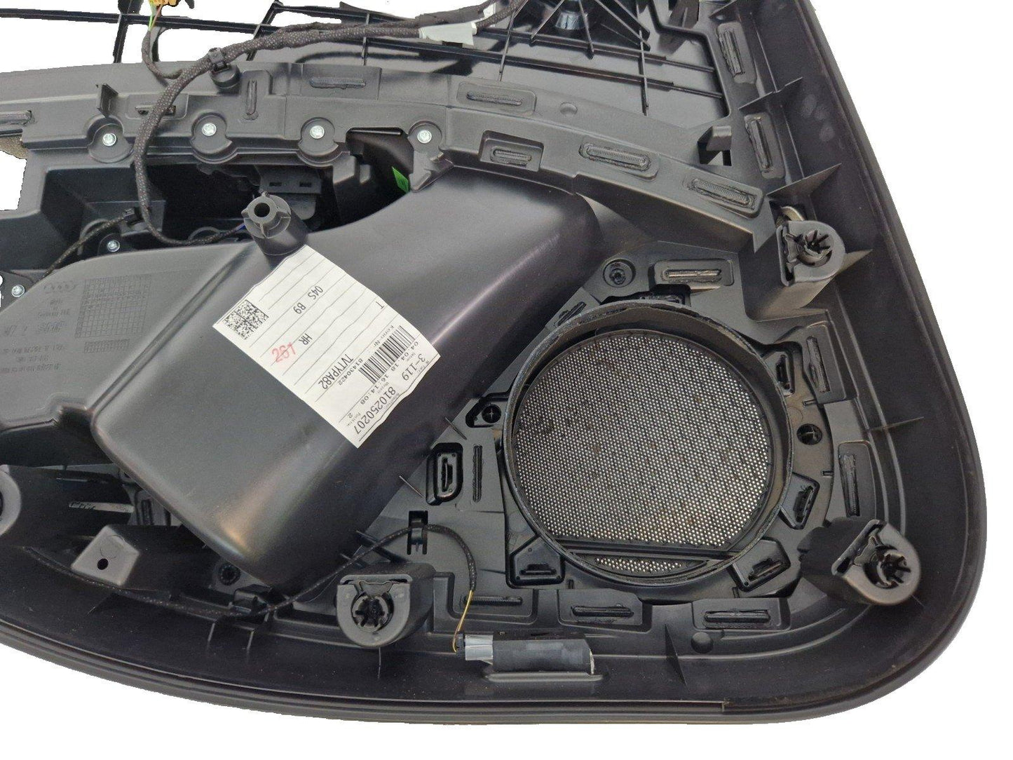16-19 AUDI A4 B9 OEM REAR DRIVER RIGHT DOOR CARD PANEL  8W0868066