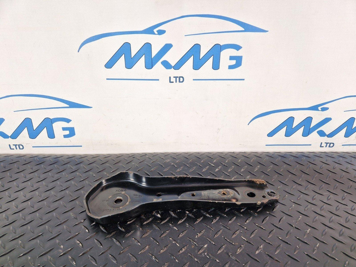 19-ON RANGE ROVER EVOQUE L551 REAR SUSPENSION MOUNT BRACKET K8D25A364AB