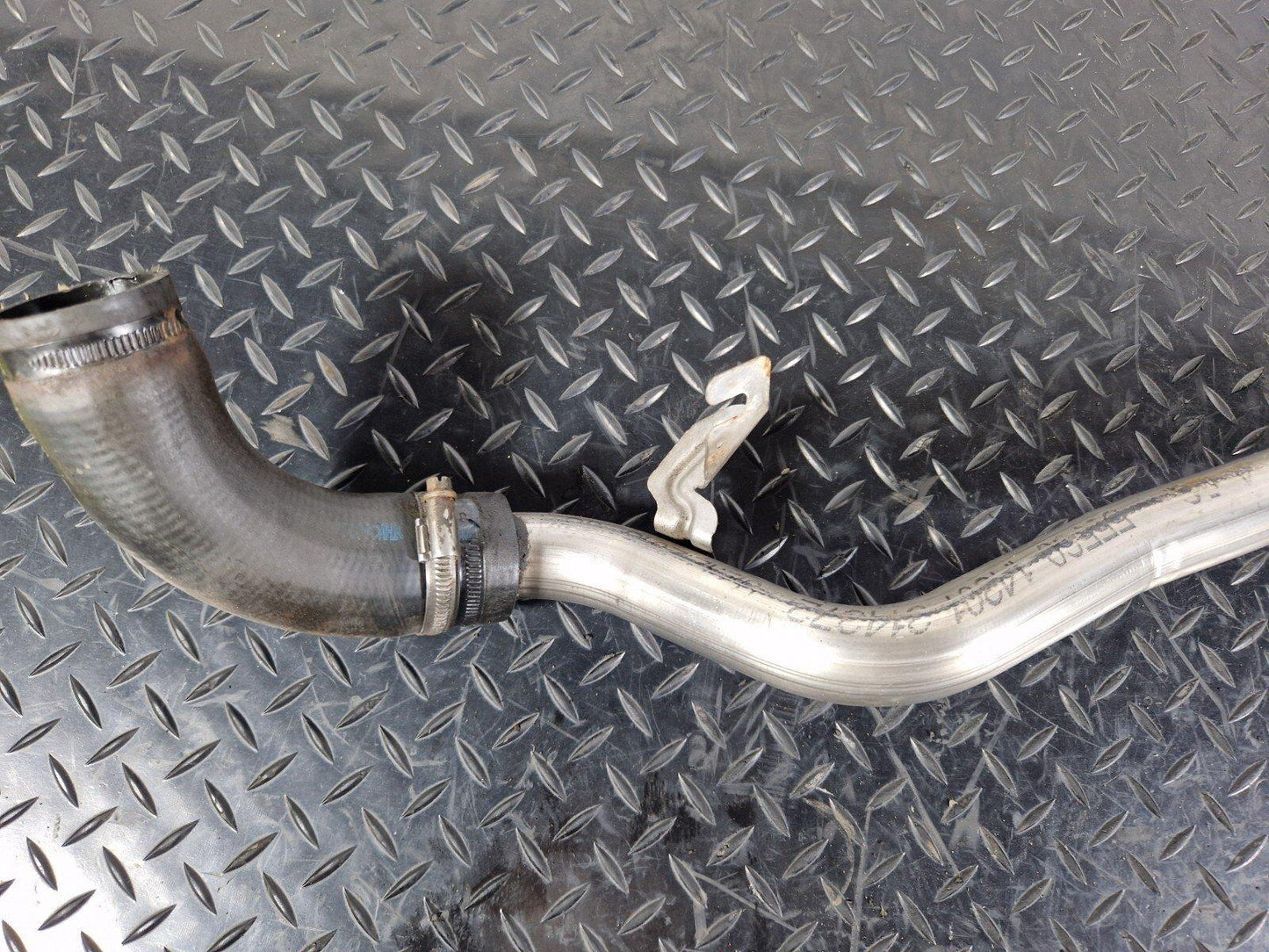 14-20 MERCEDES GLA X156 GENUINE DIESEL FUEL FILLER NECK PIPE HOSE A2464701220