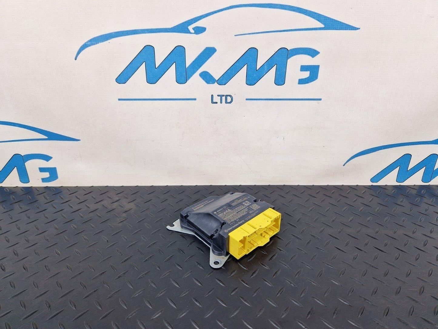 18-ON MERCEDES SPRINTER W907 W910 SAFETY BAG MODULE SENSOR UNIT ECU A9079000304