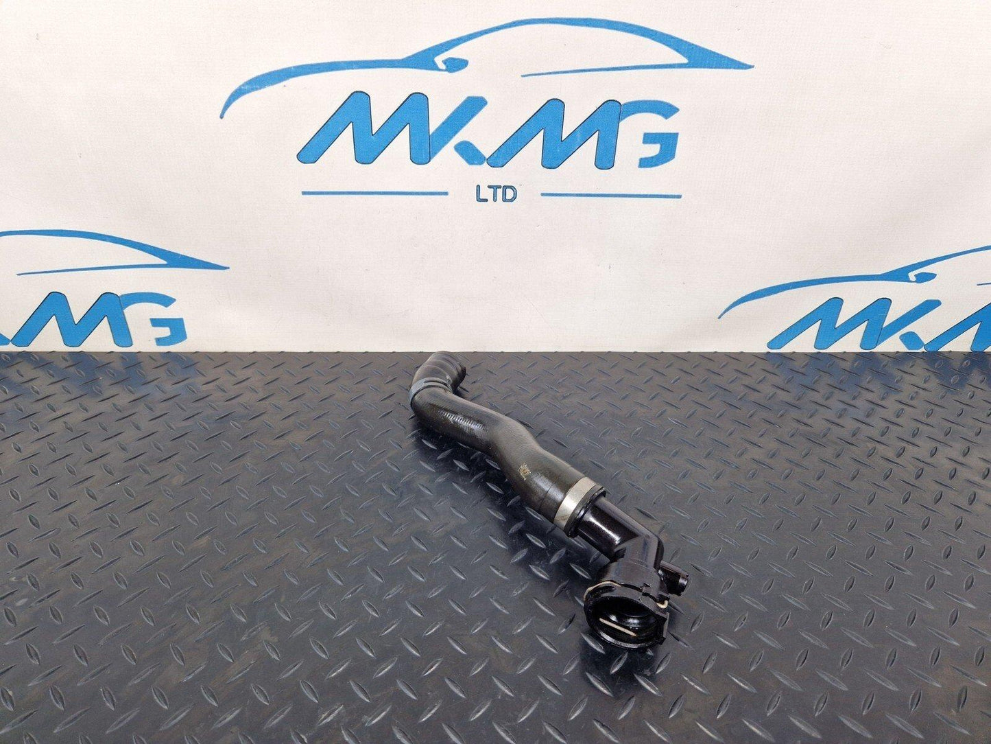 16-19 AUDI A4 B9 GENUINE OEM WATER COOLANT PIPE HOSE 8W0122293H
