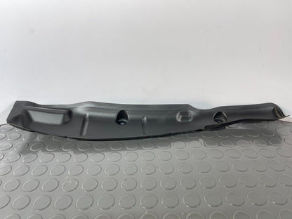 16-19 AUDI A4 B9 ESTATE GENUINE FRONT LEFT SIDE WING FENDER COVER 8W0821111