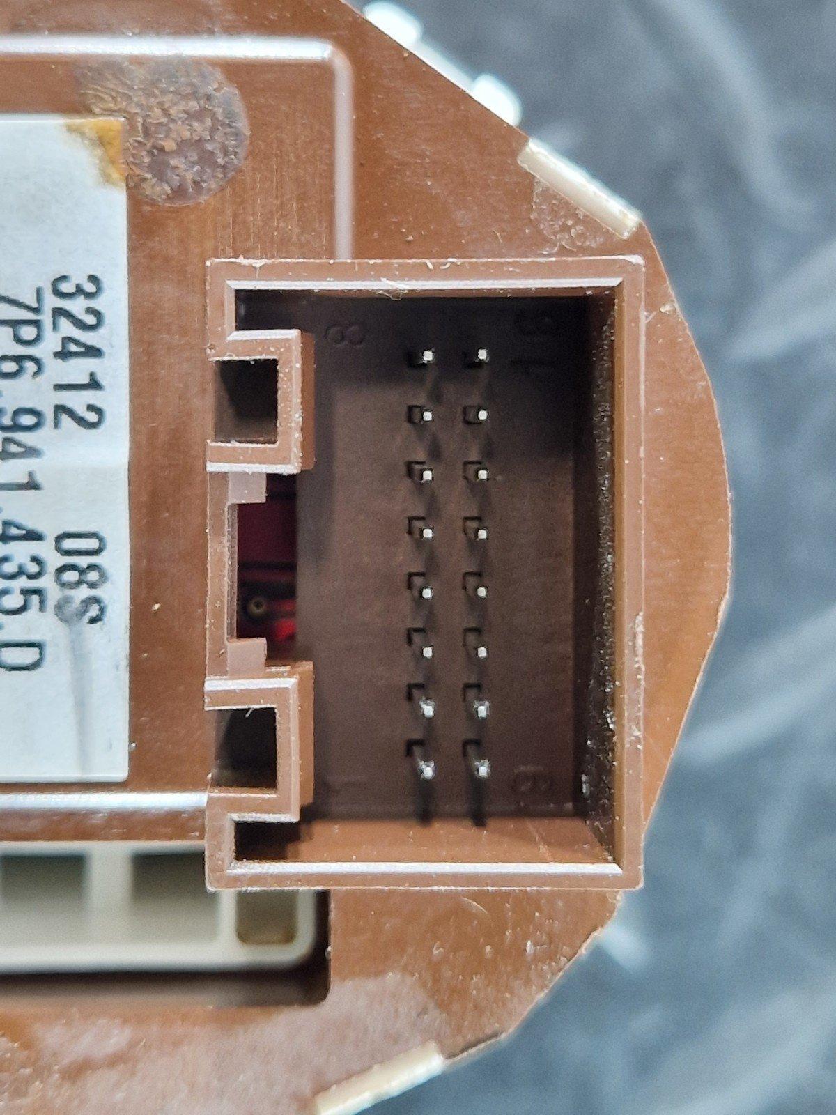10-18 VW TOUAREG 7P GENUINE DIFFERENTIAL LOCK SWITCH OFF ROAD 7P6941435D