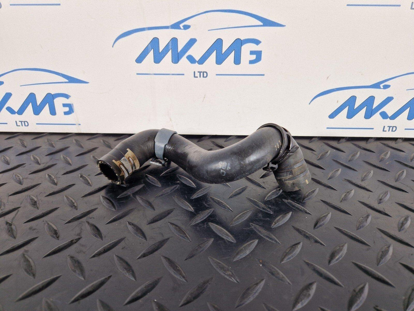 16-23 AUDI S5 A5 3.0 TFSI V6 SWG WATER PUMP PIPE HOSE 8W0819337