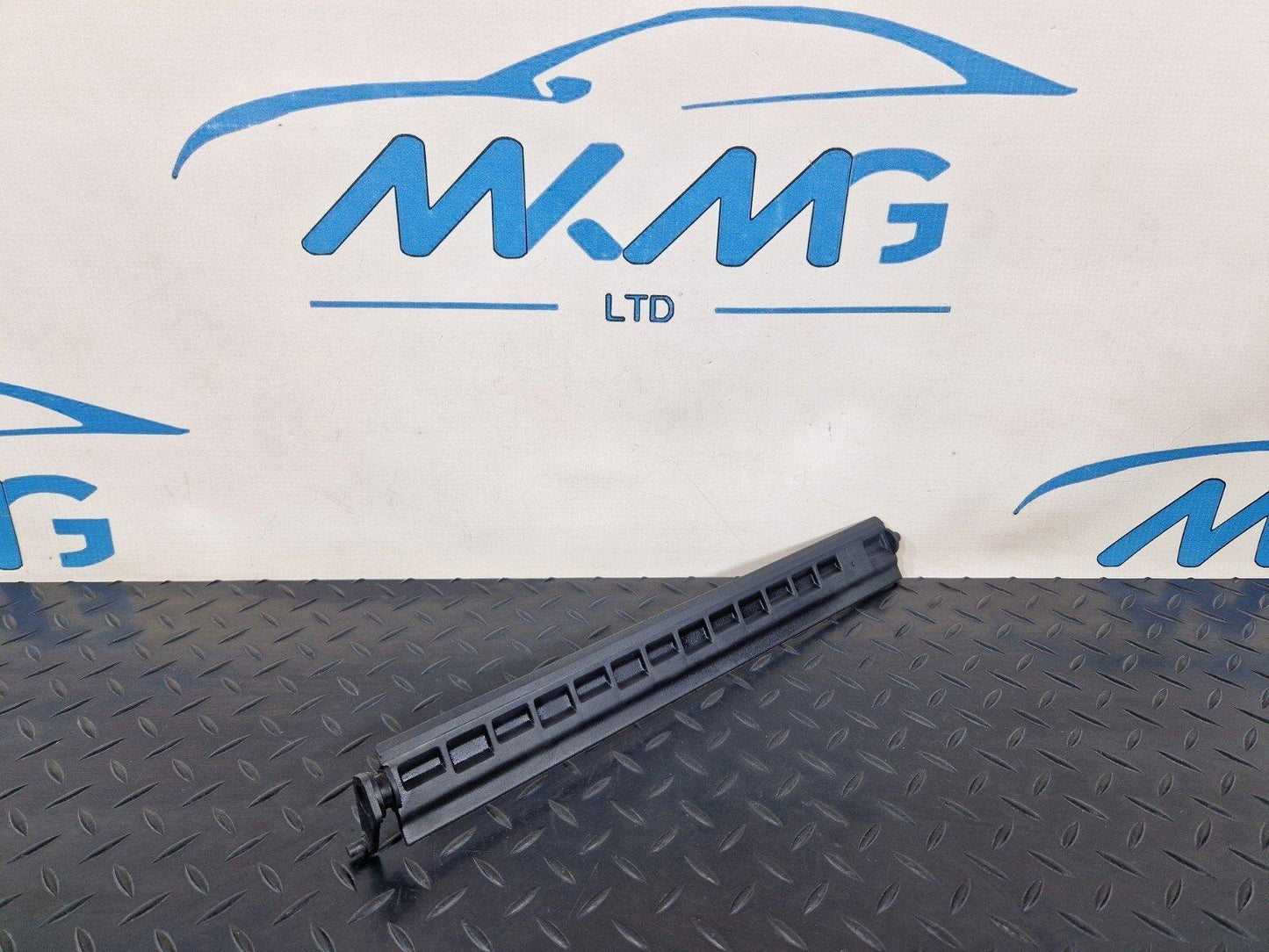 14-21 BMW 2 SERIES GRAN TOURER F45 F46 AIR DUCT SHUTTER GRILL FLAP 1L 8499973