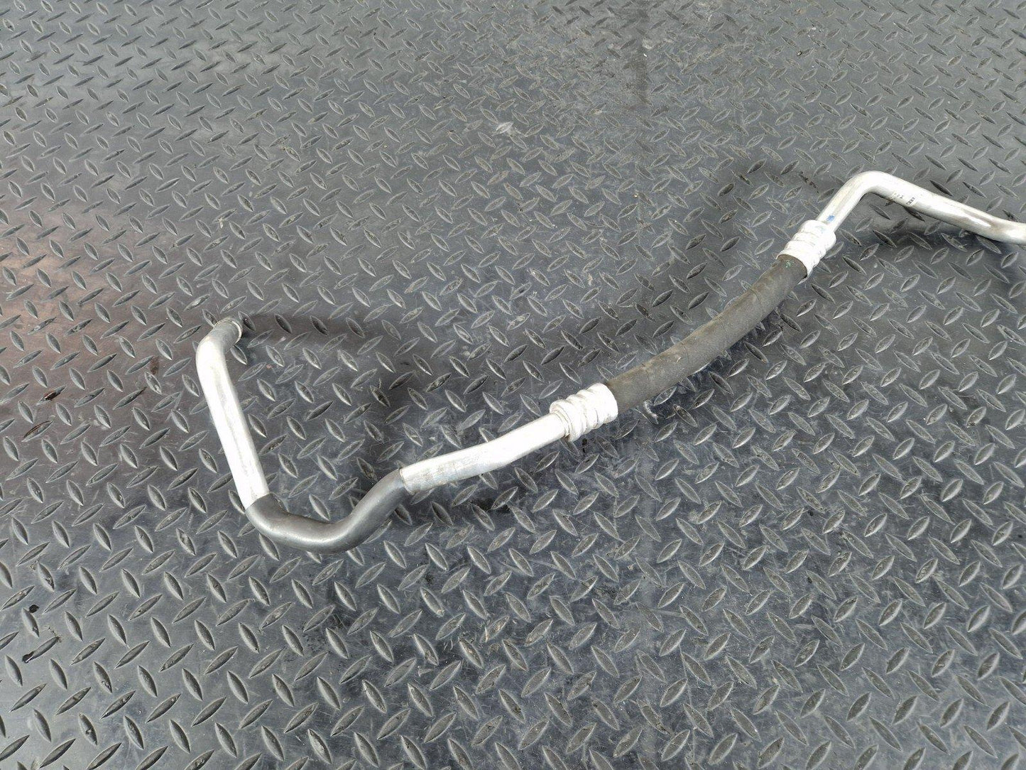 10-17 AUDI A8 4H GENUINE AC PIPE HOSE 4H2260713H