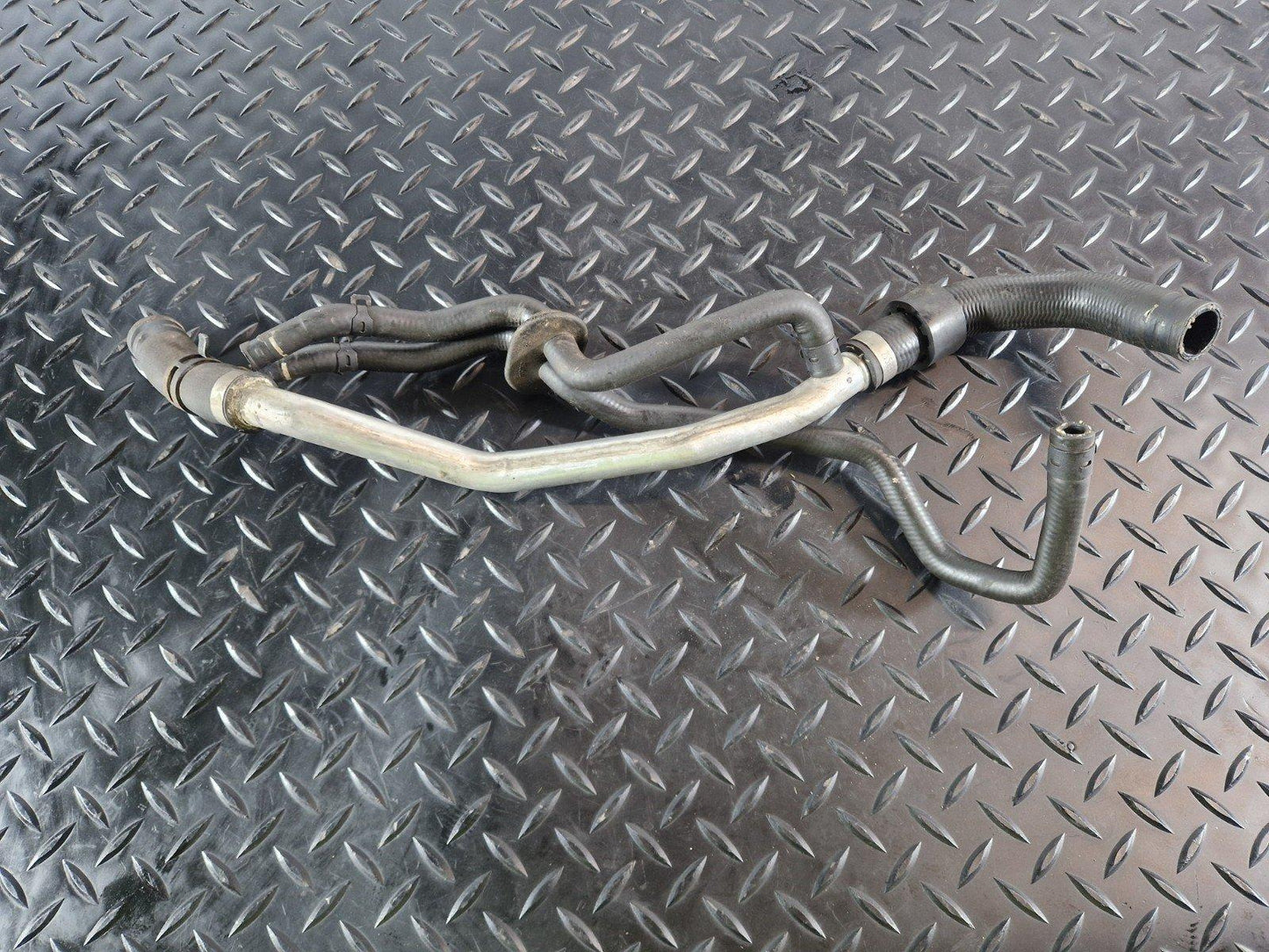 16-22 MERCEDES BENZ X253 GENUINE AD BLUE COOLING FEED RETURN LINE A2055012891