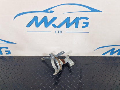 19-ON MERCEDES B CLASS W247 WATER PUMP HOLDER BRACKET A1775040300 A1775040200