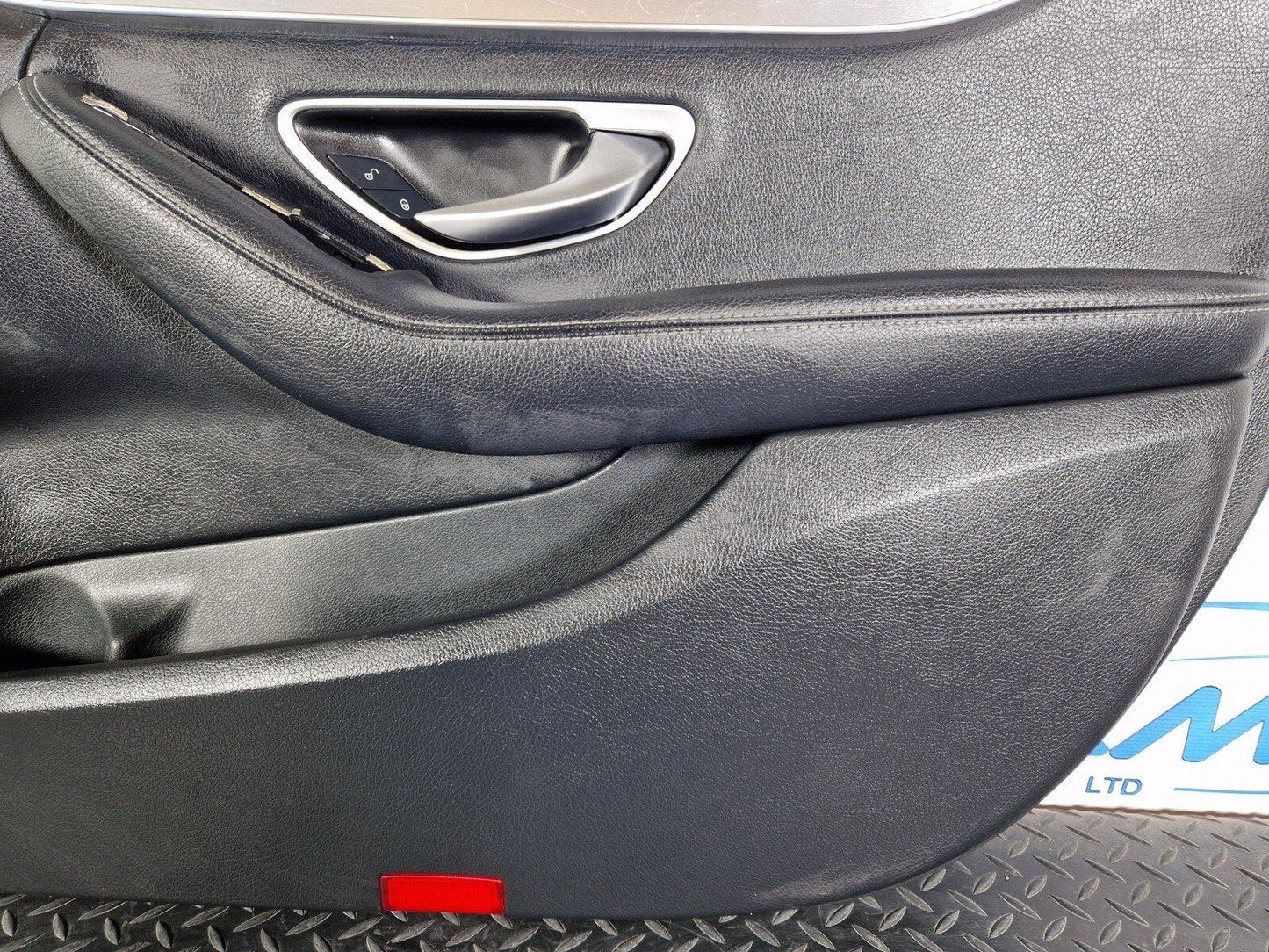 14-21 MERCEDES BENZ C200 W205 FRONT RIGHT DRIVER SIDE DOOR CARD TRIM A2057205227
