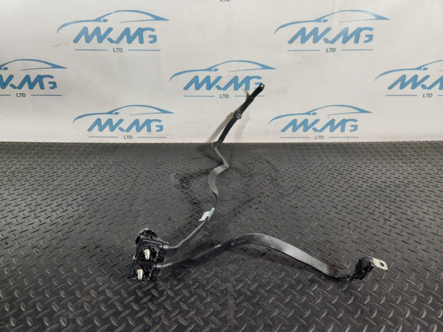 19-ON MERCEDES B CLASS W247 POSITIVE BATTERY CABLE LEAD WIRE A1775407932
