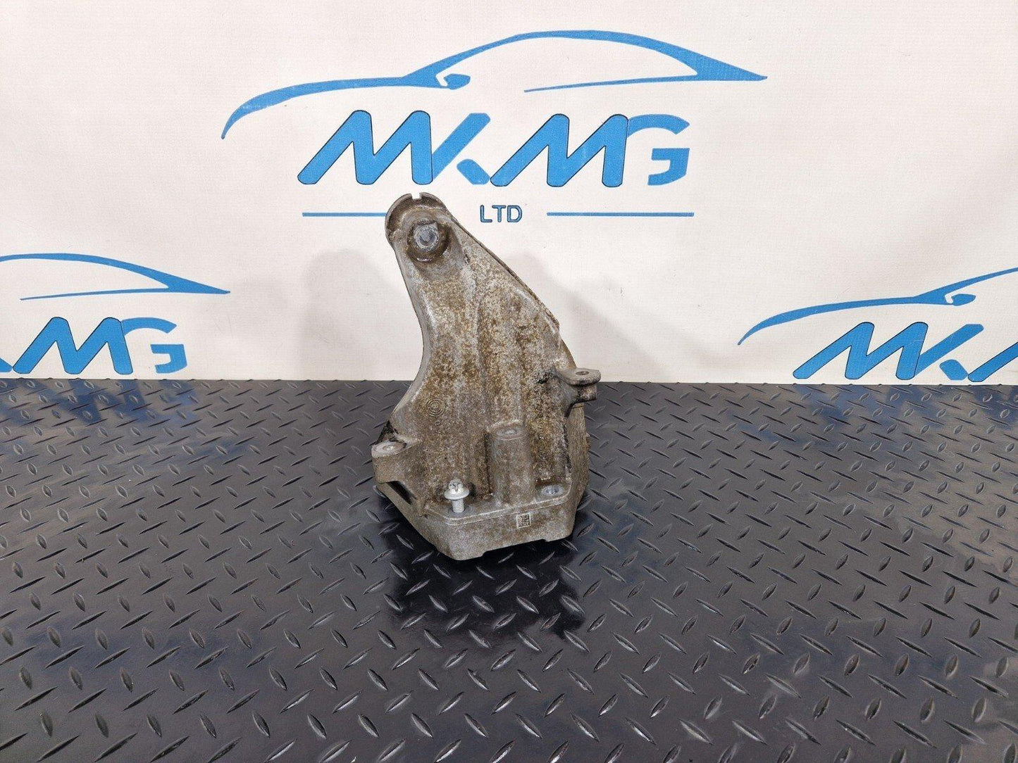 18-ON MERCEDES BENZ SPRINTER W907 2.2 CDI OM651 ENGINE MOUNT A6512261704