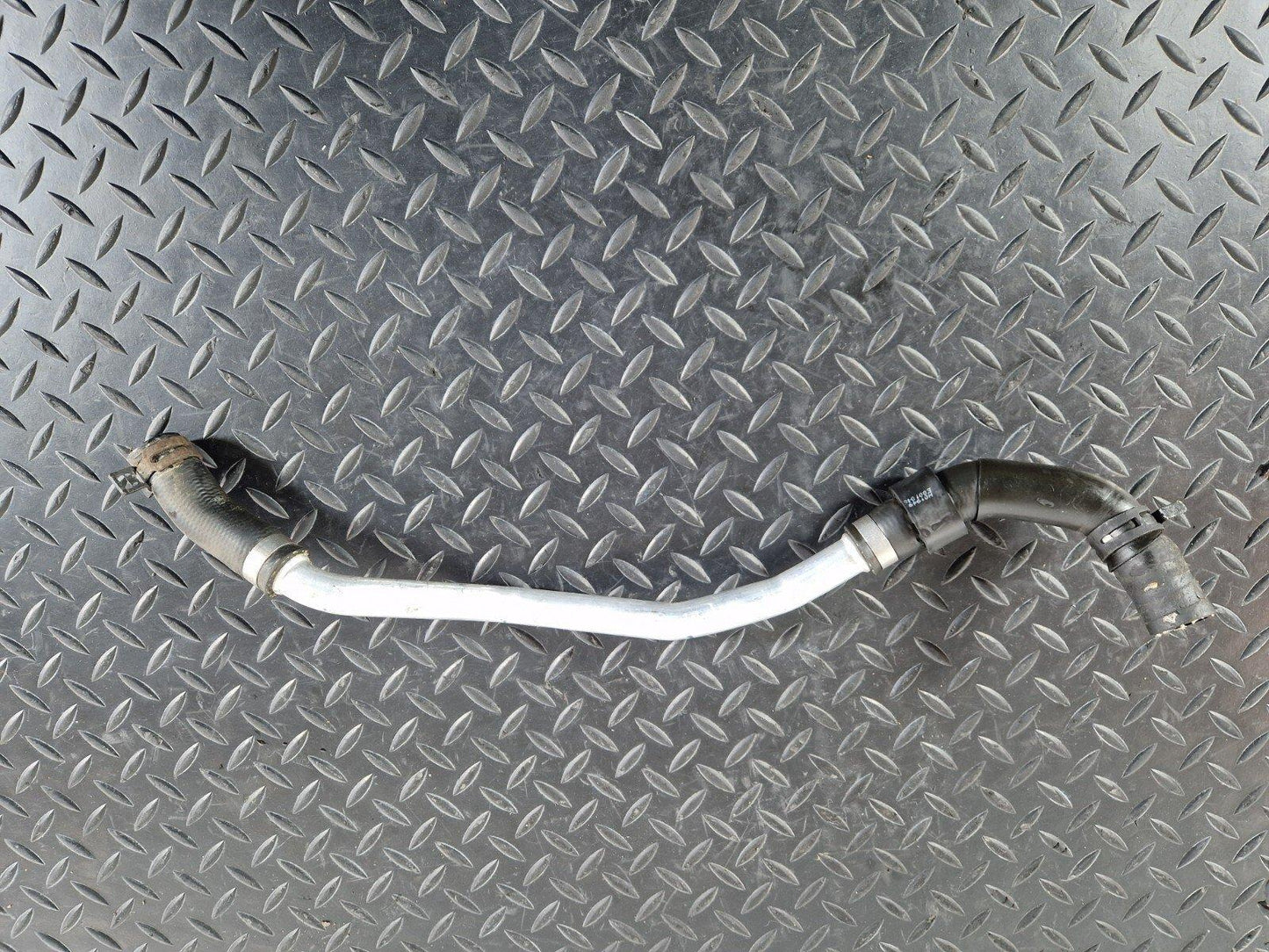 14-21 MERCEDES BENZ C200 W205 GENUINE OEM ENGINE COOLANT HOSE PIPE A2058303202