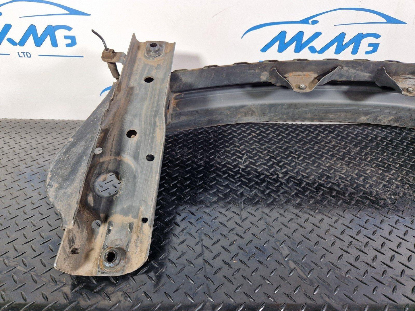 14-21 MERCEDES BENZ A CLA W177 C118 REAR BUMPER REINFORCEMENT BAR  A1776117800