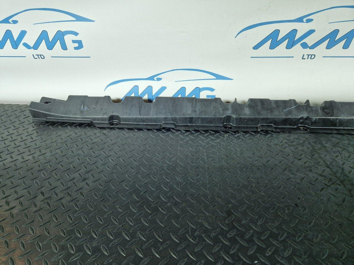 10-13 BMW X5 E70 LCI GENUINE RIGHT OS SILL BRACKET 7207196