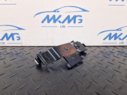 16-19 AUDI A4 AVANT B9 S-LINE PILLAR SEAT BELT GUIDE GUIDE BRACKET 8W0867192