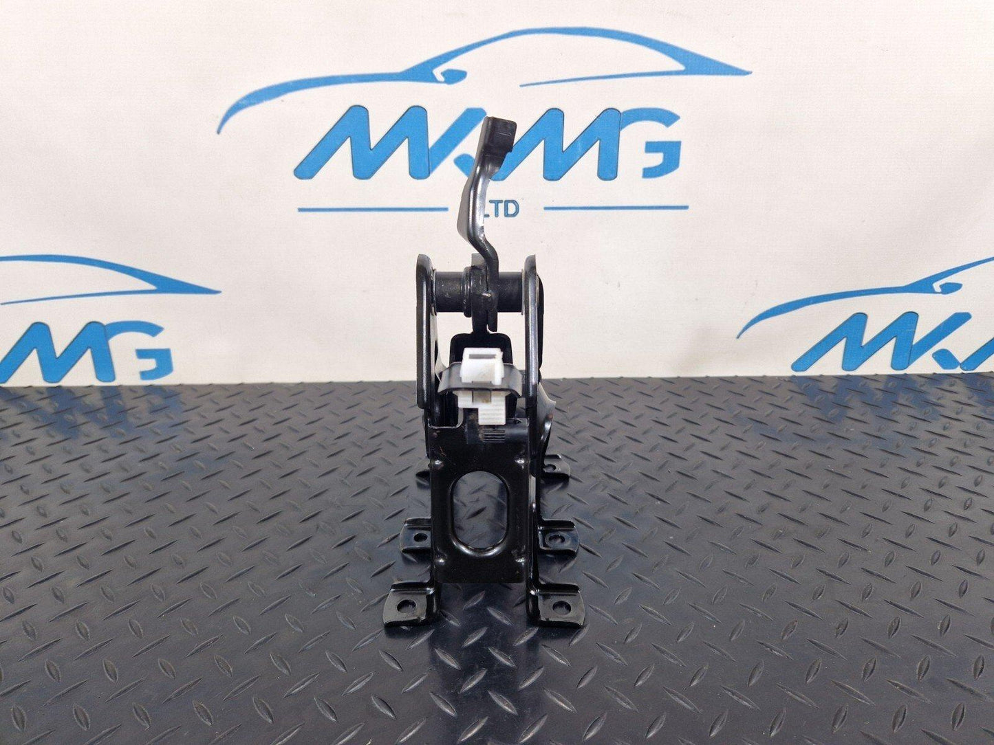 2018-ON MERCEDES BENZ SPRINTER W907 2.2 CDI BRAKE PEDAL ASSEMBLY A9102900000