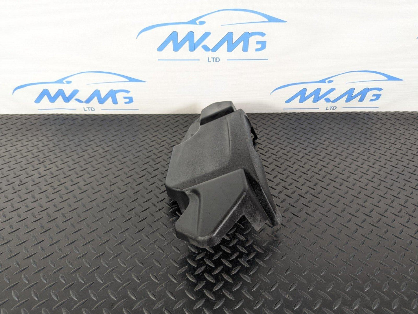 10-17 AUDI A8 4H 4.2 INTAKE MANIFOLD COVER 079103925N