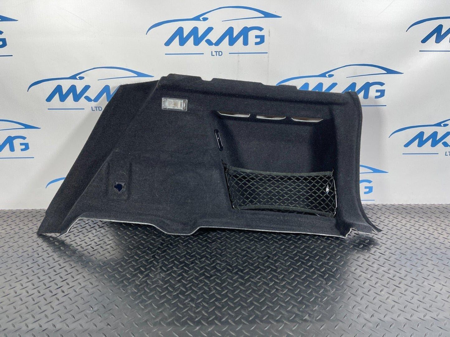 16-22 BMW X1 F48 GENUINE REAR RIGHT SIDE BOOT TRIM PANEL COVER 7425644