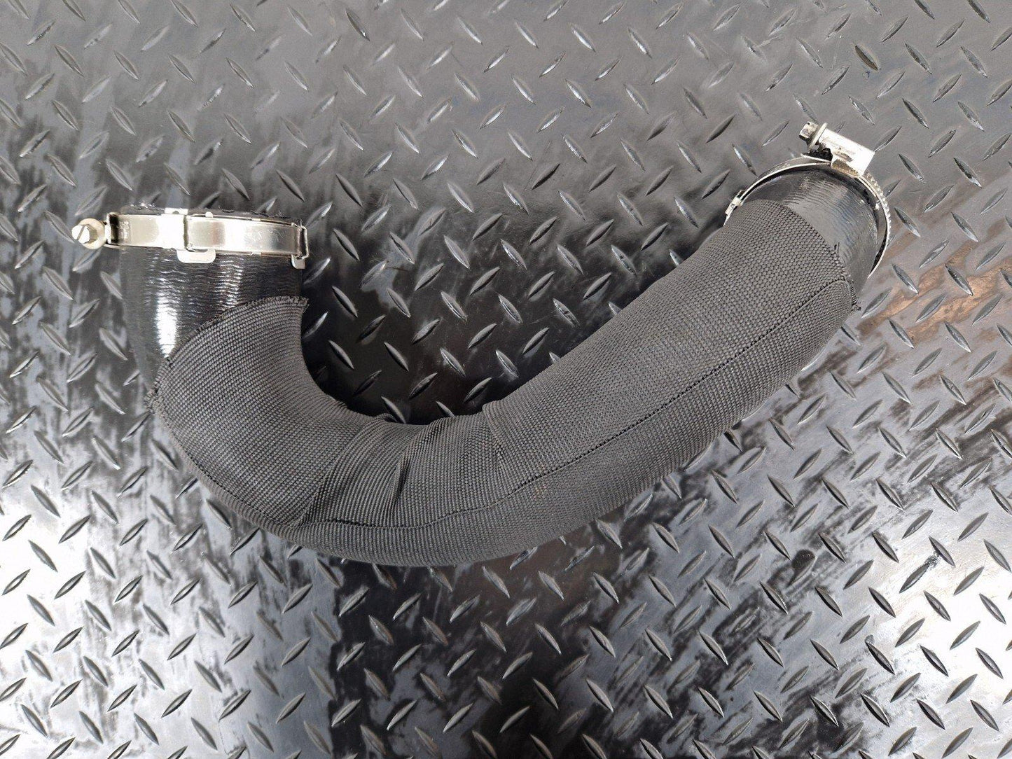 10-18 AUDI A7 4G S-LINE GENUINE TURBO PRESSURE HOSE 4G0145738AH