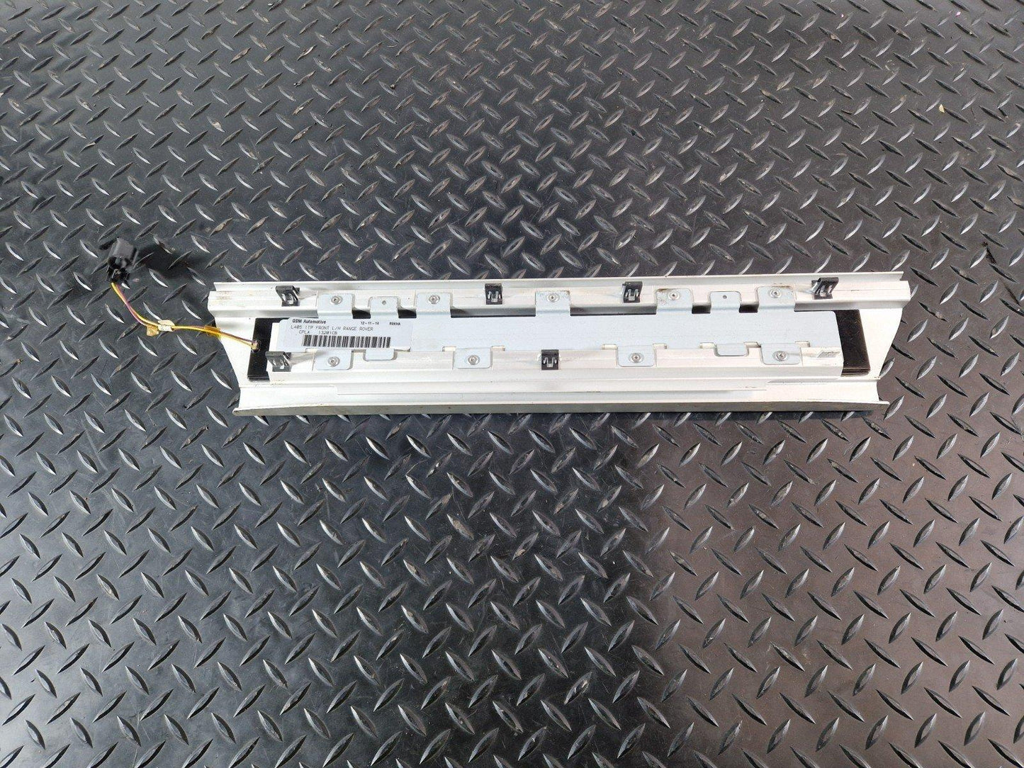 13-23 RANGE ROVER SPORT L494 DOOR ENTRY STEP SILL TRIM FRONT LEFT CPLA-13201-CB