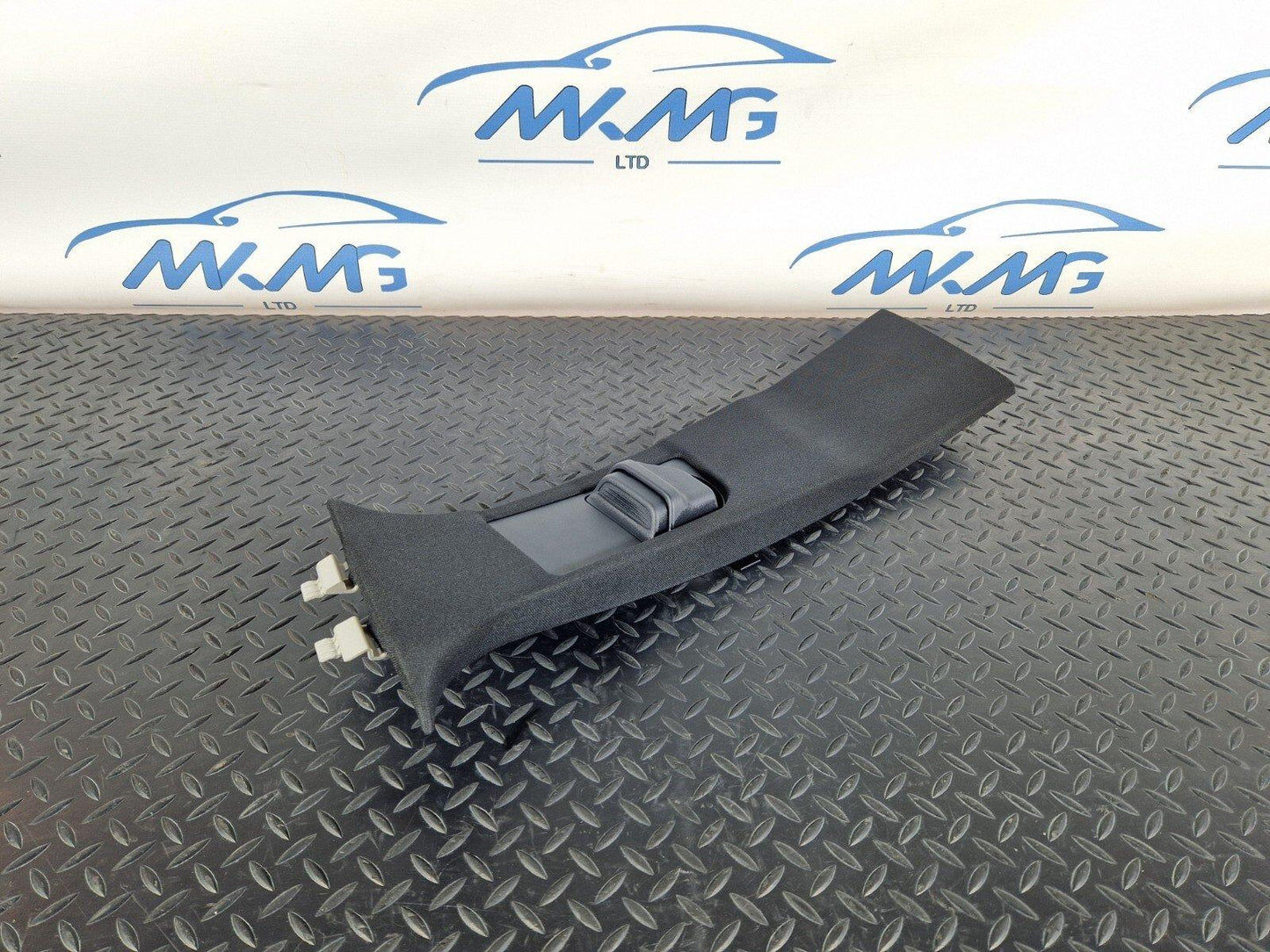 14-21 MERCEDES BENZ C200 W205 PASSENGER SIDE B PILLAR COVER A2056900930