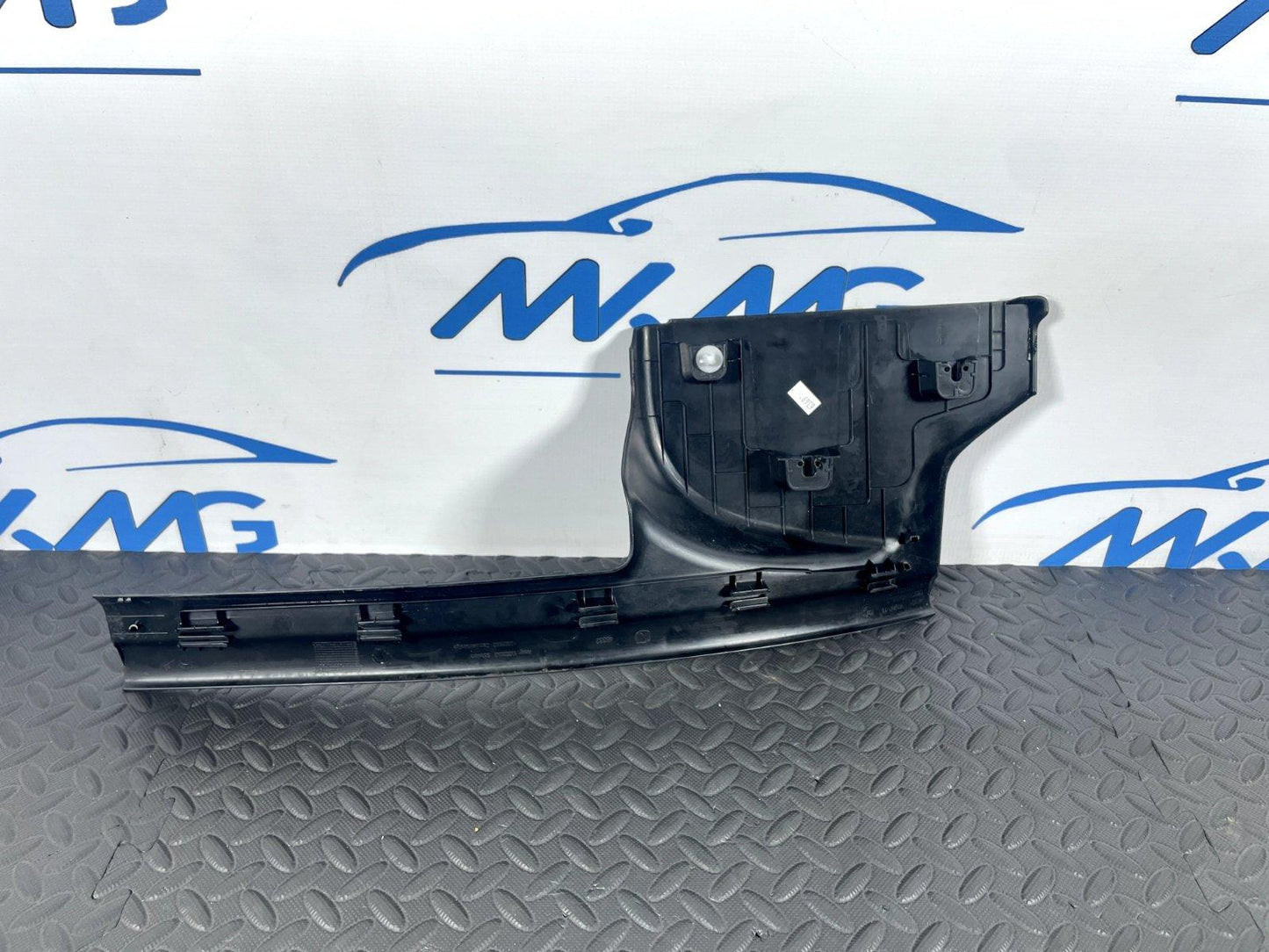 14-21 BMW 2 SERIES GRAN TOURER F46 GENUINE REAR RIGHT STEP TRIM PANEL 7362332