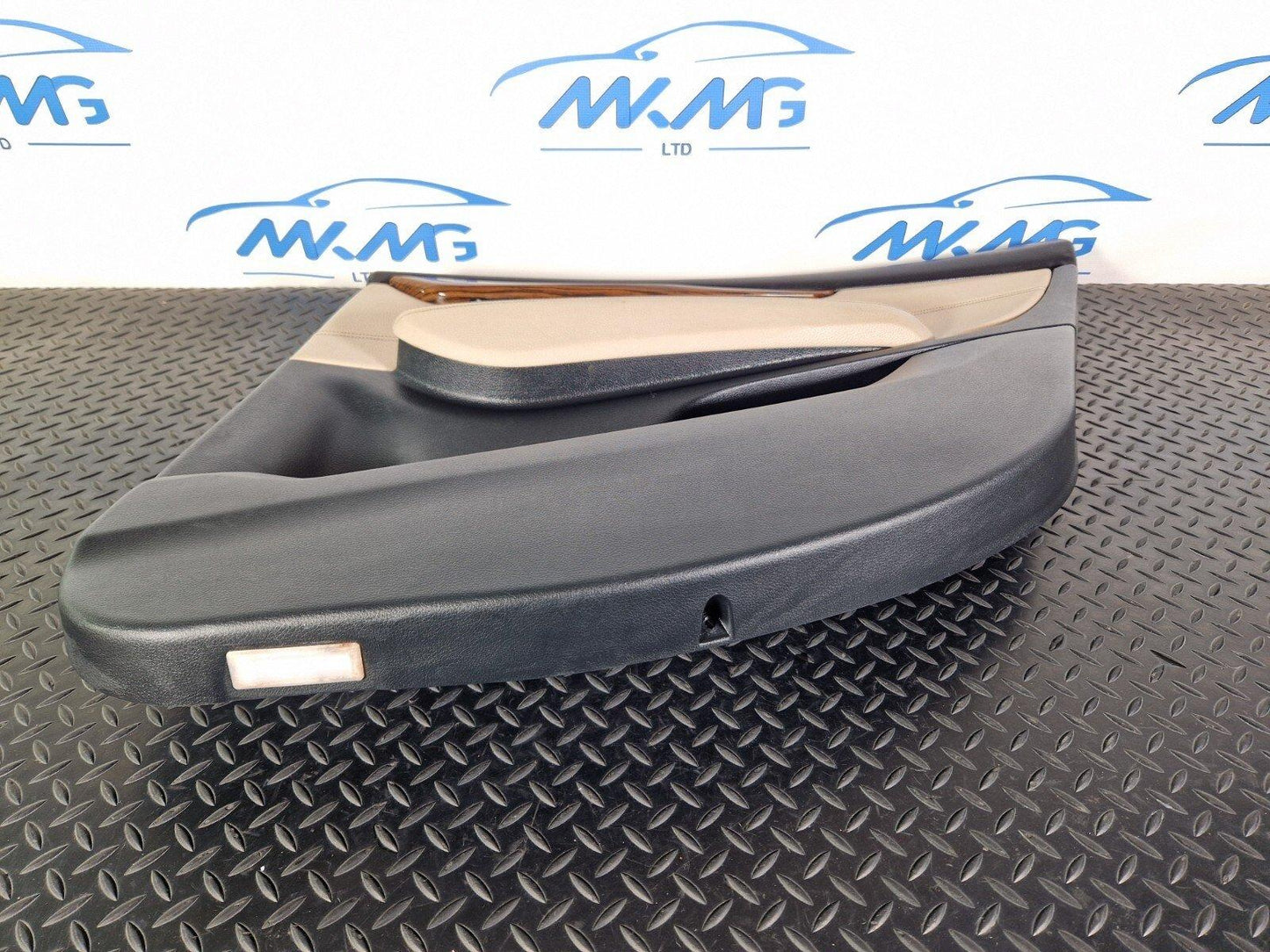 14-21 BMW 2 SERIES GRAN TOURER F46 GENUINE REAR RIGHT O/S DOOR CARD 7426538
