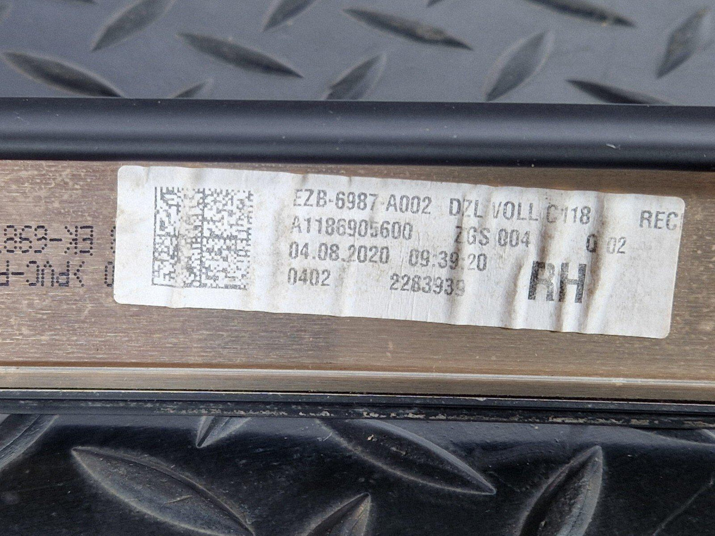 19-ON MERCEDES BENZ CLA C118 RIGHT O/S ROOF RAIL TRIM COVER A1186905600