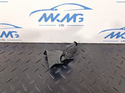 19-ON MERCEDES BENZ CLA C118 REAR RIGHT LOAD COMPARTMENT BRACKET A1776802203