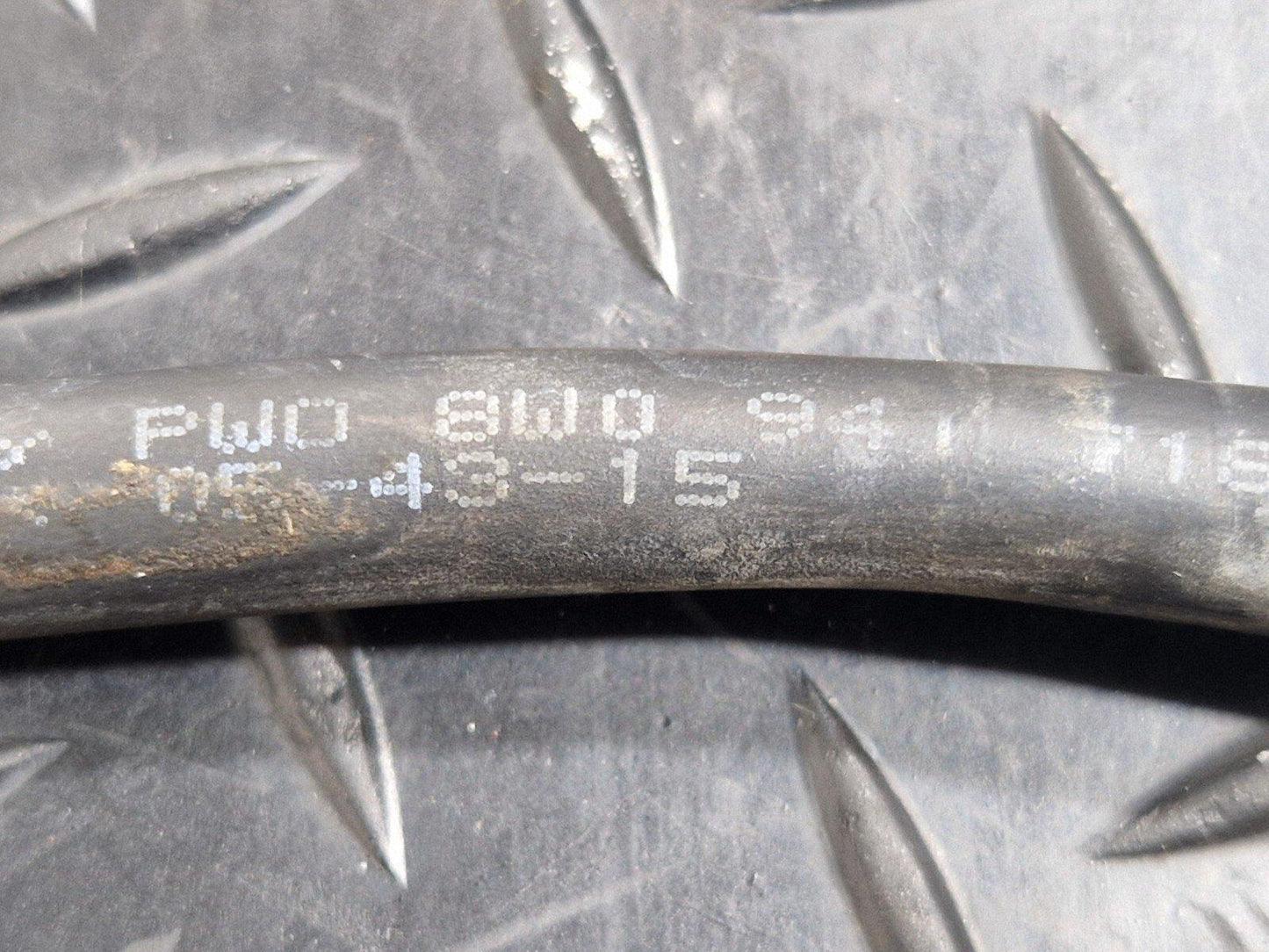 16-19 AUDI A4 B9 S-LINE OEM GENUINE RIGHT SIDE HEADLIGHT WASHER HOSE 8W0941718A