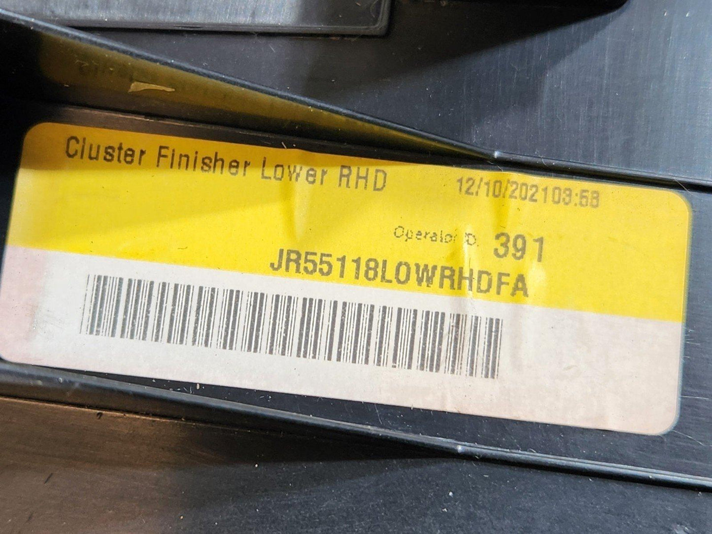 19-ON RANGE ROVER EVOQUE L551 INSTRUMENT CLUSTER TRIM K8D2046A02