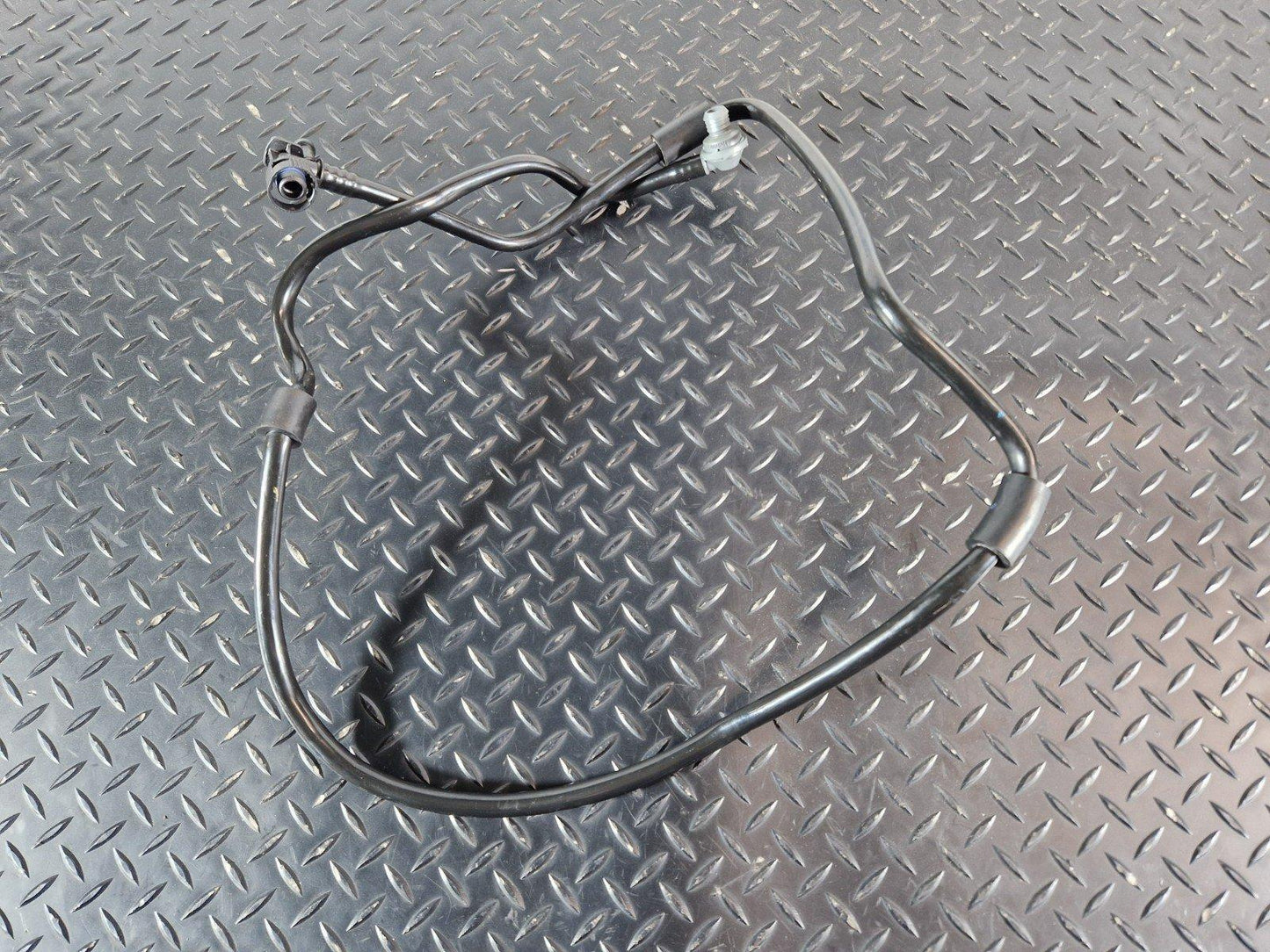 11-19 MERCEDES BENZ ML W166 GENUINE VACUUM PIPE LINE TUBE HOSE A1664300429