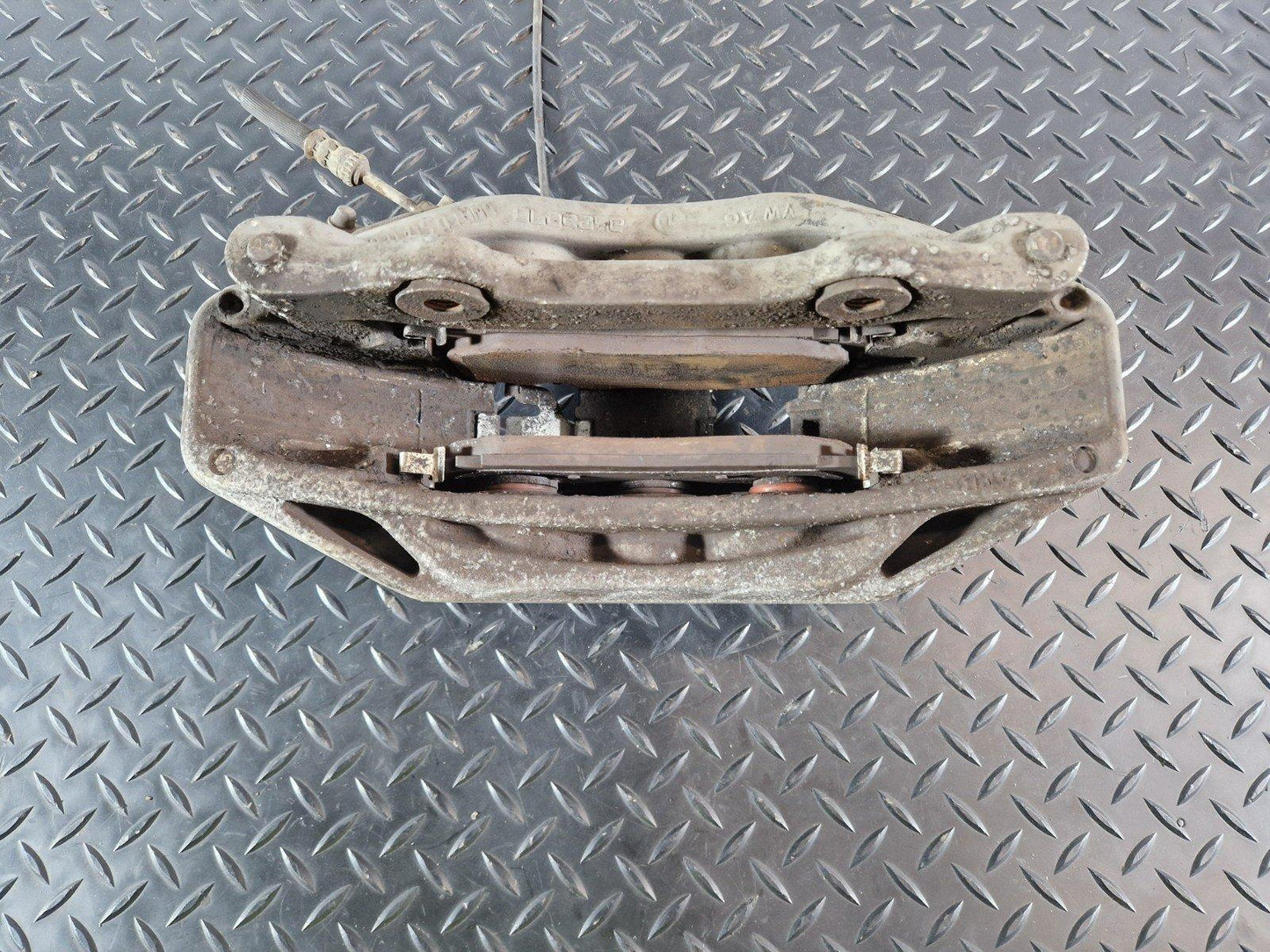 16-20 AUDI Q7 4M GENUINE FRONT RIGHT O/S COMPLETE BRAKE CALIPER 4M0615106