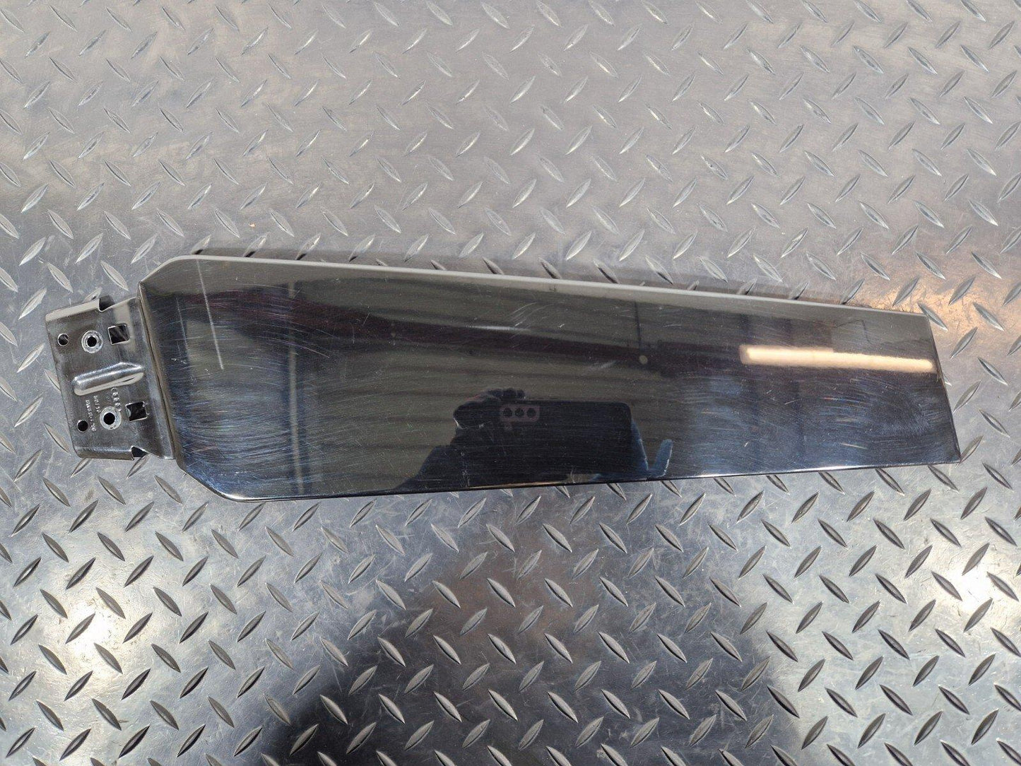 16-23 AUDI A5 F5 SPORTBACK S-LINE LEFT SIDE EXTERIOR B-PILLAR COVER 8W8853289