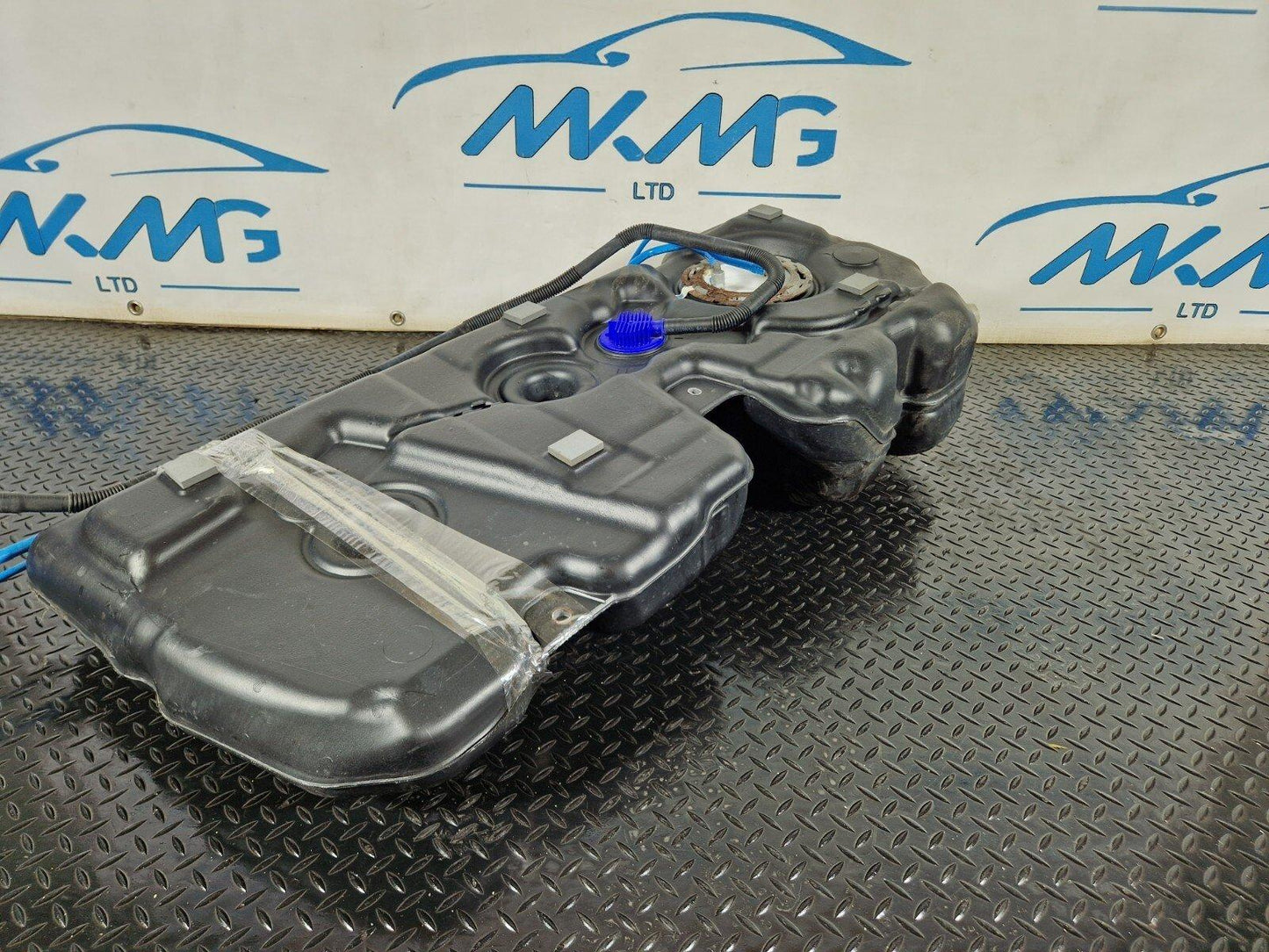 14-21 BMW 2 SERIES F45 F46 GENUINE DIESEL FUEL TANK & PUMP  7300382 53L 7300483