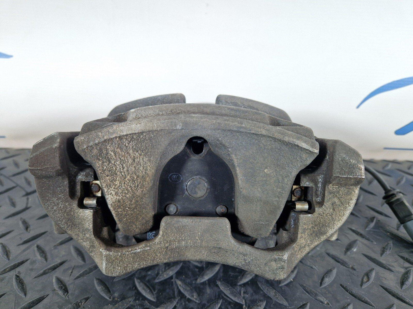 20-24 BMW 1 SERIES F40 OEM FRONT LEFT BRAKE CALIPER
