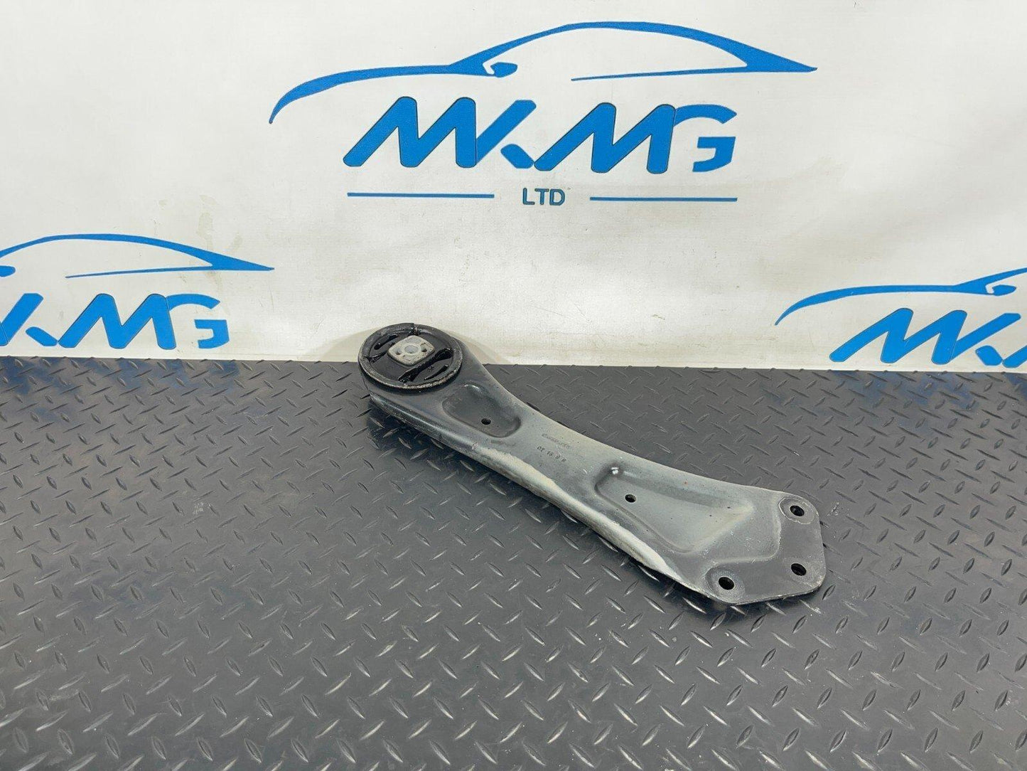 Rear Wishbone Mercedes W177 W247 Control Arm Axle Left N/S Joint A2473520700