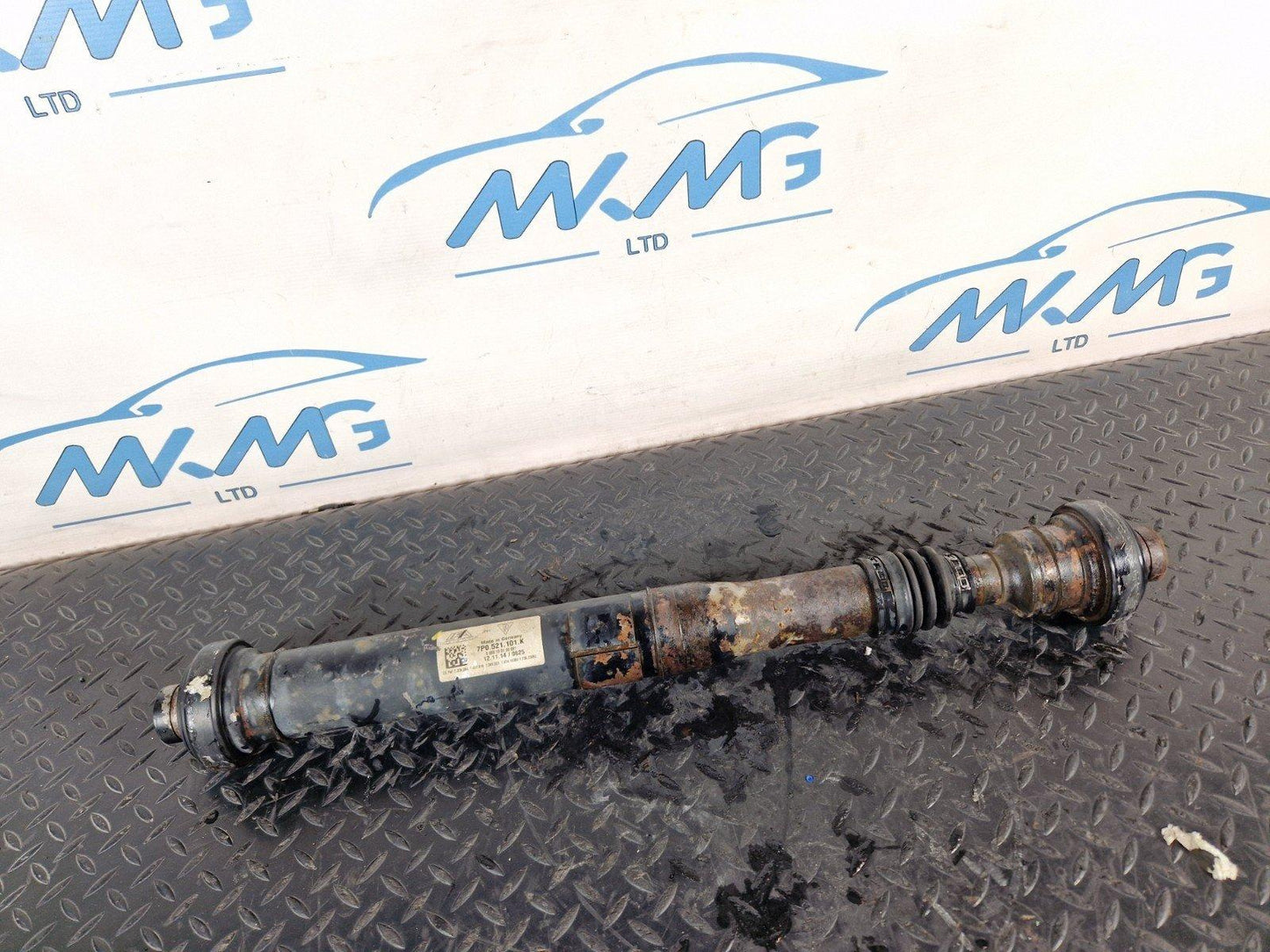 10-18 VW TOUAREG 7P GENUINE 3.0 DIESEL FRONT PROPSHAFT 7P0521101K