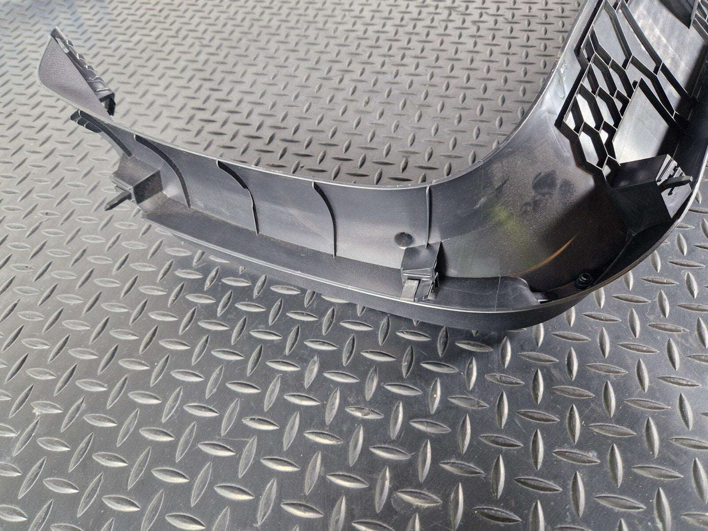 18-ON MERCEDES A CLASS W177 REAR UPPER TAILGATE BOOT LID TRIM PANEL A1777400600
