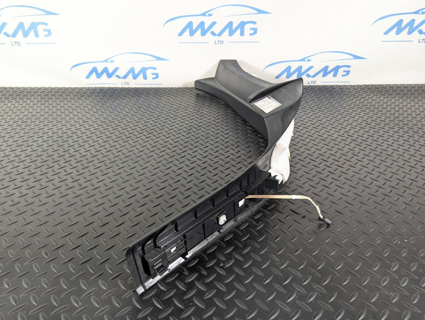 10-17 AUDI A8 4H  REAR RIGHT INTERIOR STEP PLATE TRIM 4H0864608F