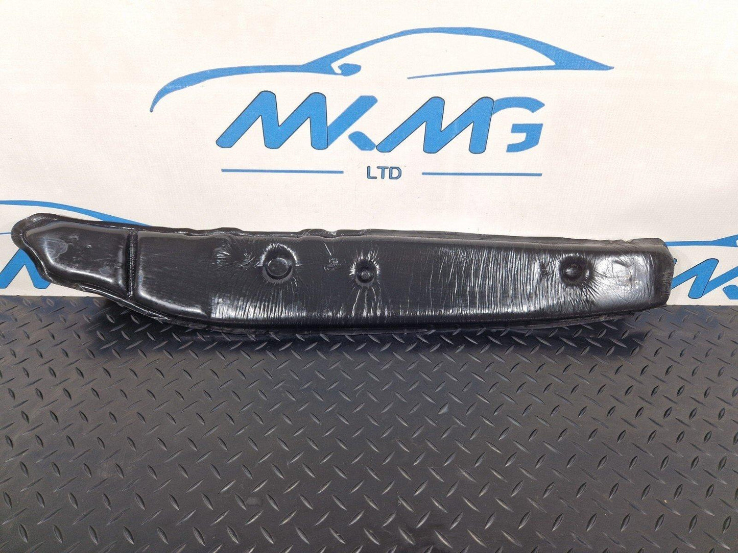 19-ON MERCEDES B CLASS W247 FRONT LEFT FENDER ABSORBER A2478850102