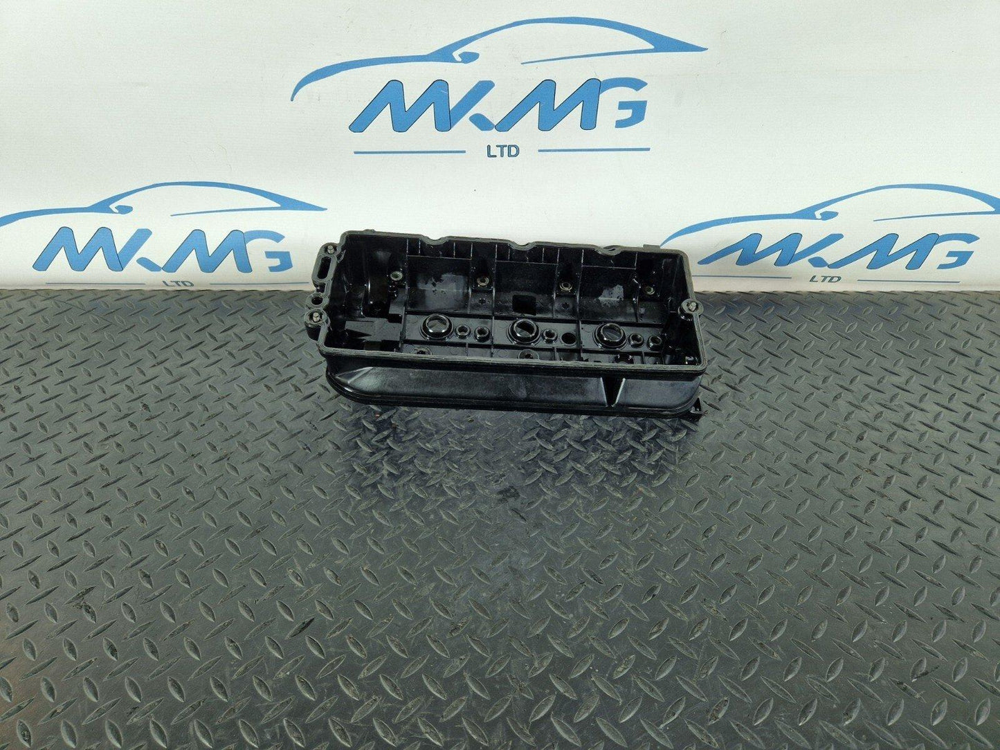 15-18 AUDI A7 4G GENUINE 3.0 TDI LEFT ENGINE ROCKER HEAD COVER 059103469CG