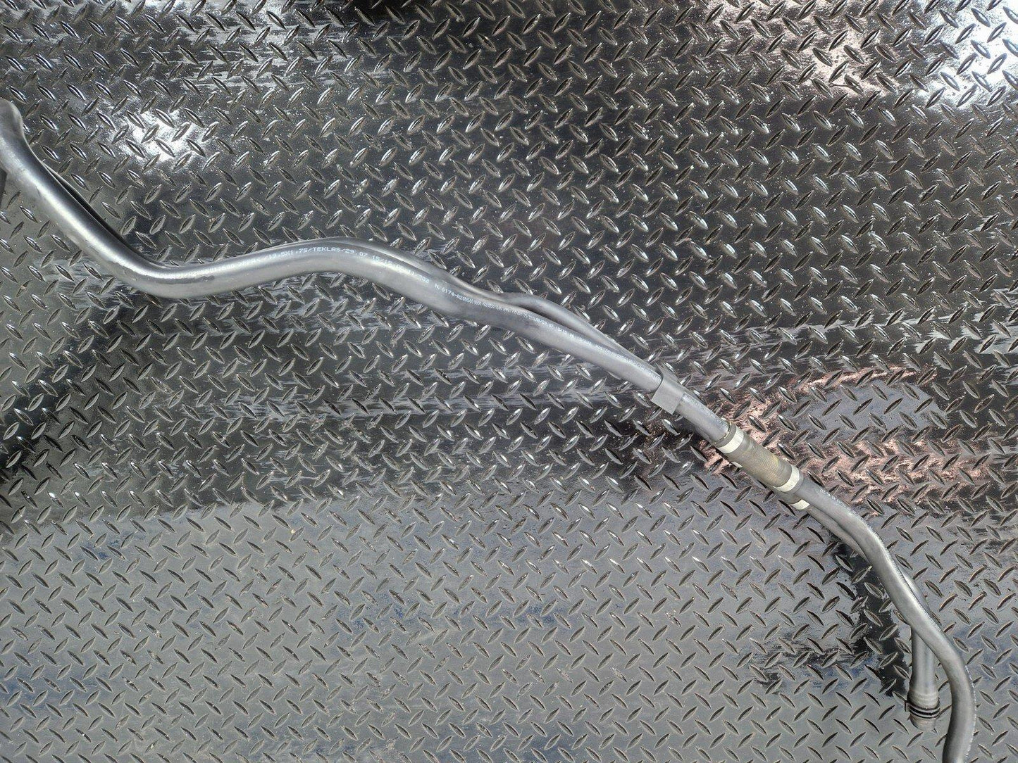 14-21 MERCEDES BENZ C300h W205 HYBRYD WATER COOLANT PIPES HOSE A2055010591