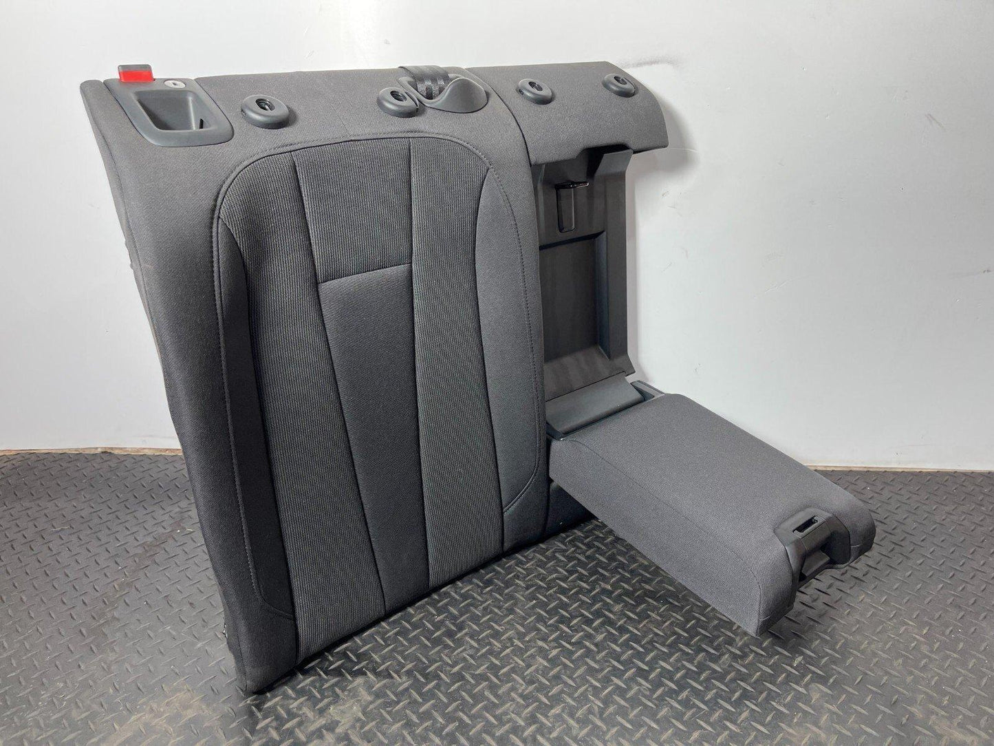 16-19 AUDI A4 B9 GENUINE REAR RIGHT DRIVER SIDE CLOTH  SEAT BACKREST