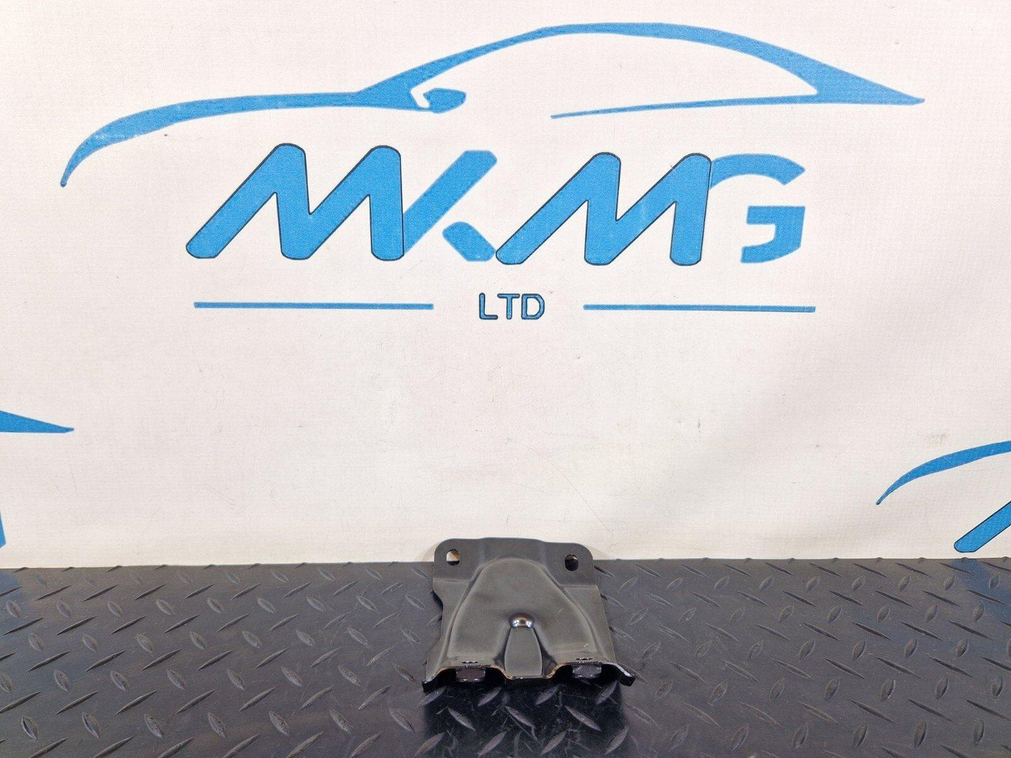 10-15 AUDI Q7 4L RIGHT O/S ROOF PANEL CONNECTING PLATE BRACKET MOUNT 4L0810498D