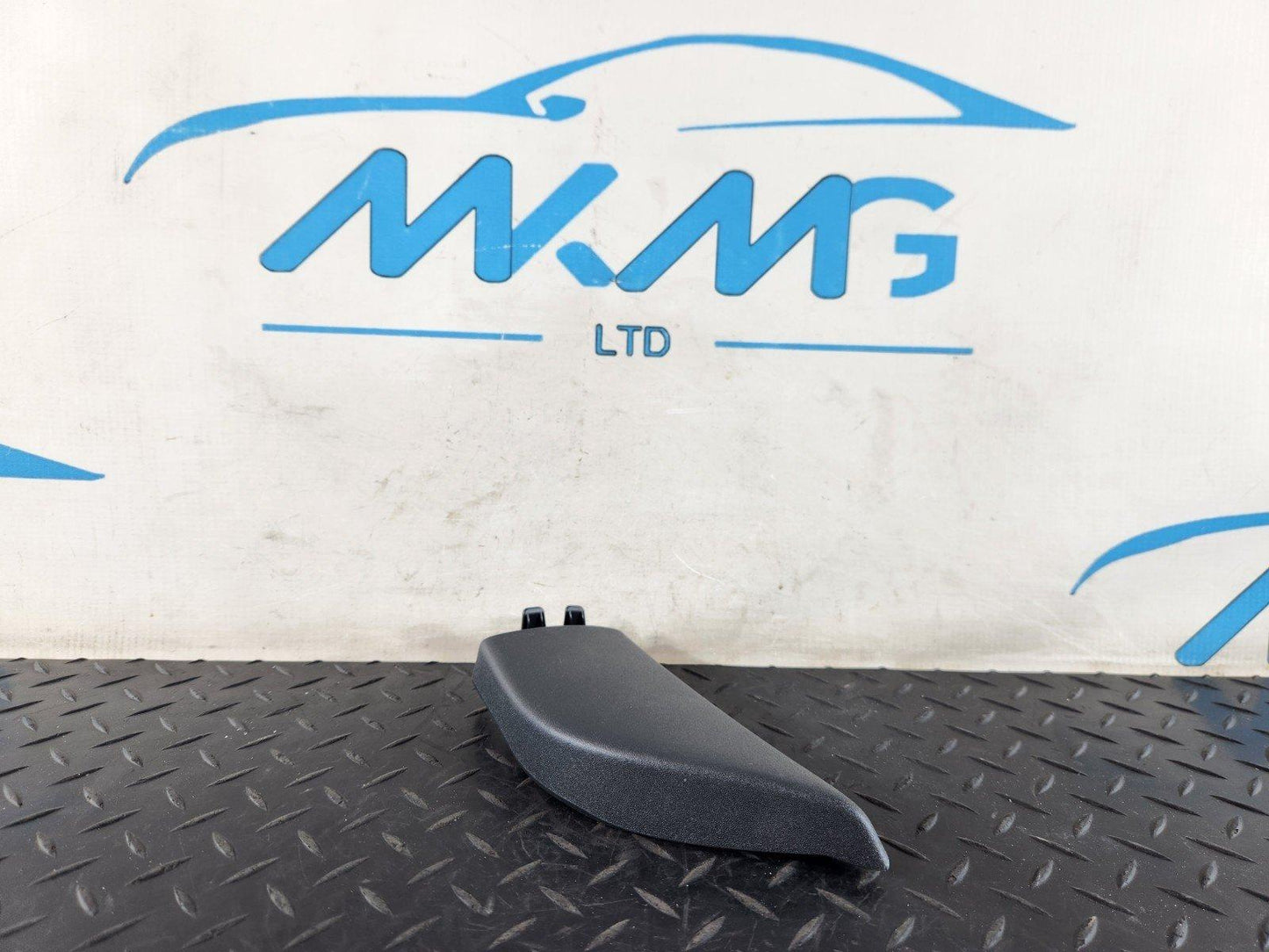 19-ON MERCEDES BENZ B CLASS W247 FRONT LEFT N/S MIRROR COVER TRIM A2477203700