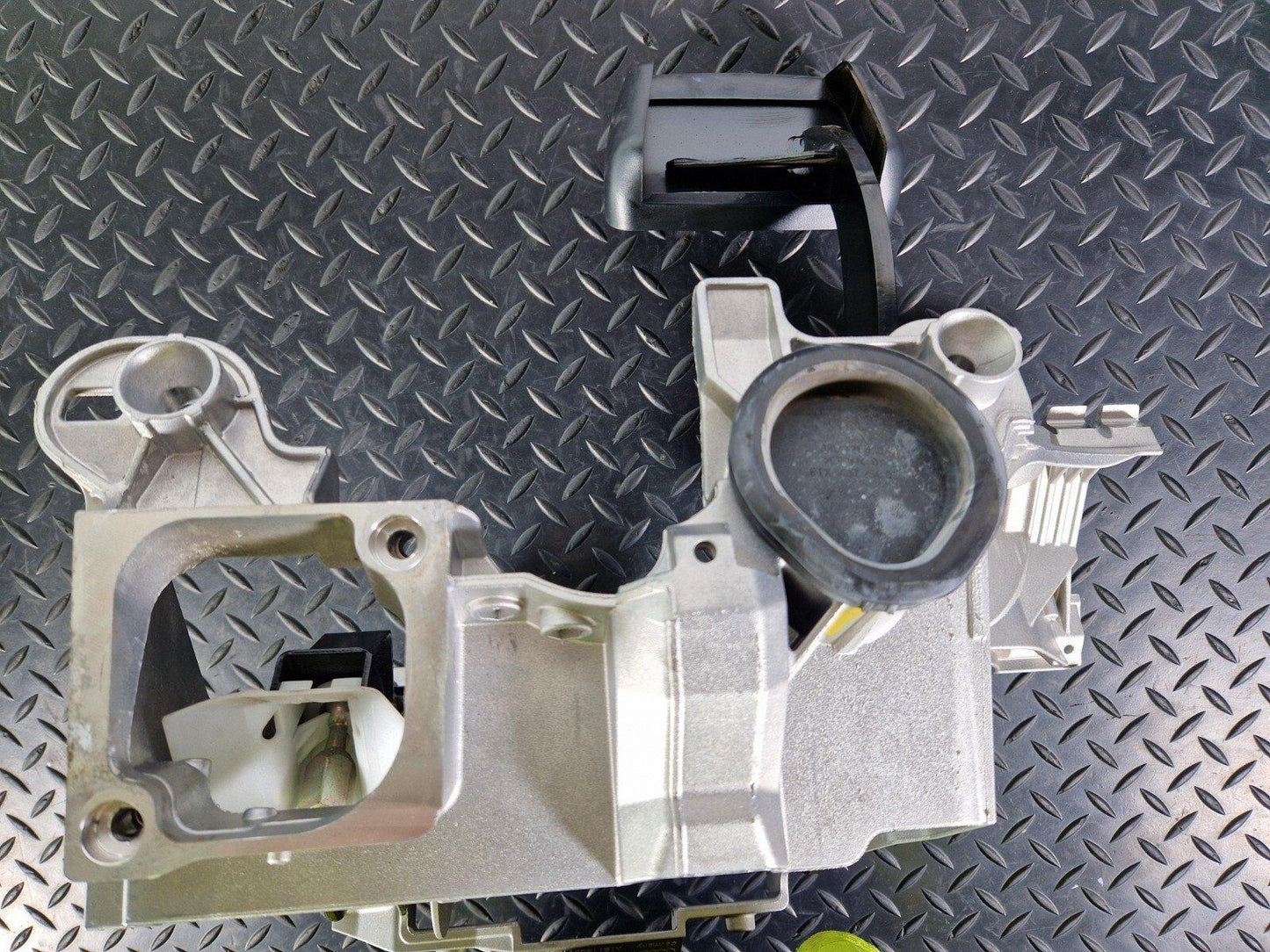 12-17 AUDI Q5 S-LINE GENUINE OEM BRAKE PEDAL 8K2721117