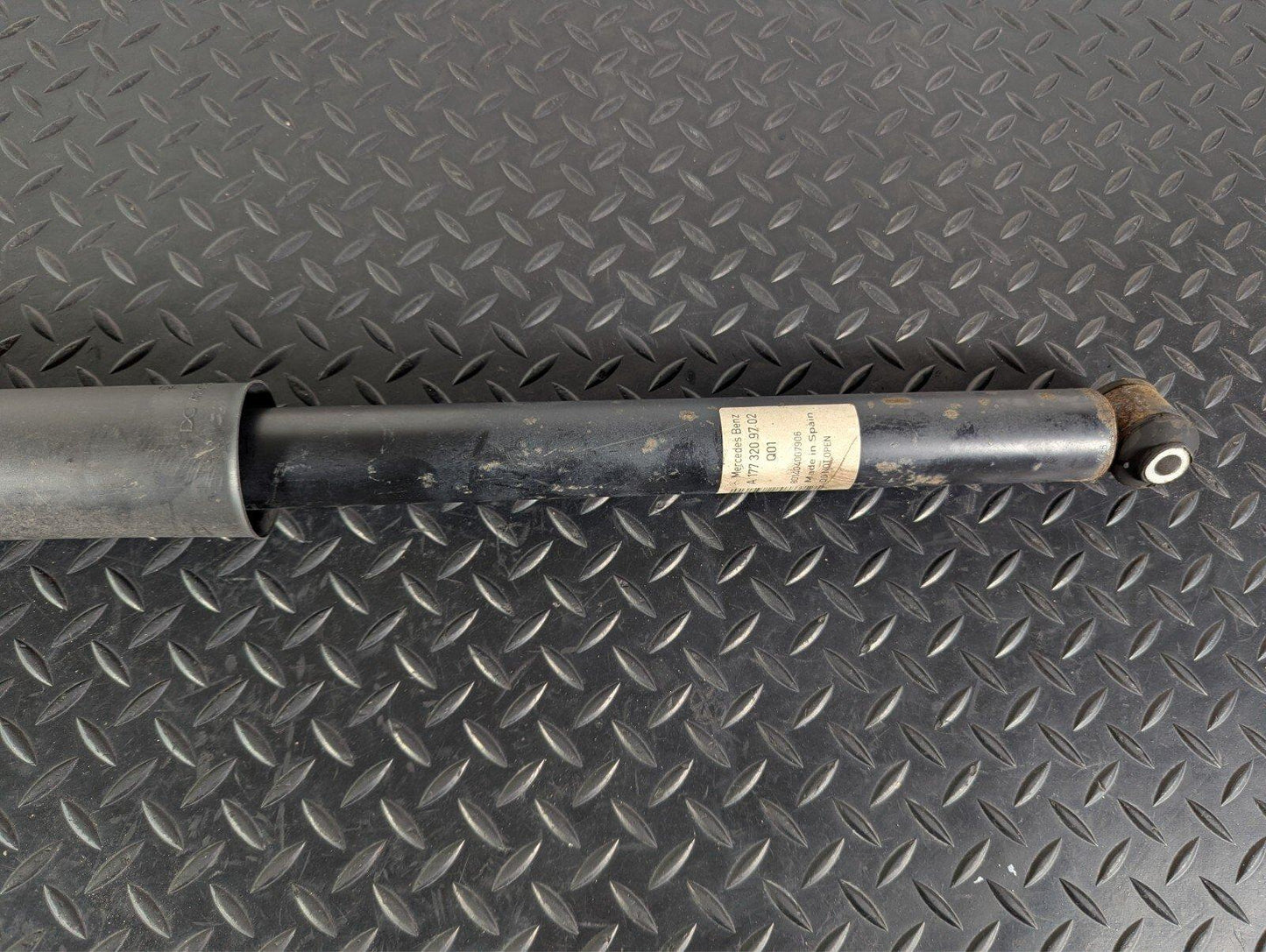 18-ON MERCEDES A CLASS W177 REAR SHOCK ABSORBER FITS LEFT & RIGHT A1773206903
