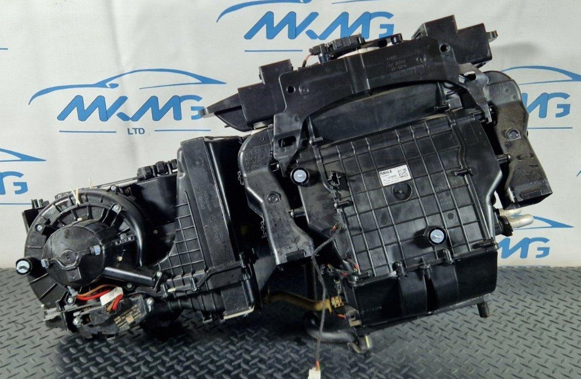14-23 MERCEDES VITO W447 GENUINE HEATER MATRIX BLOWER BOX HOUSING A4478308200